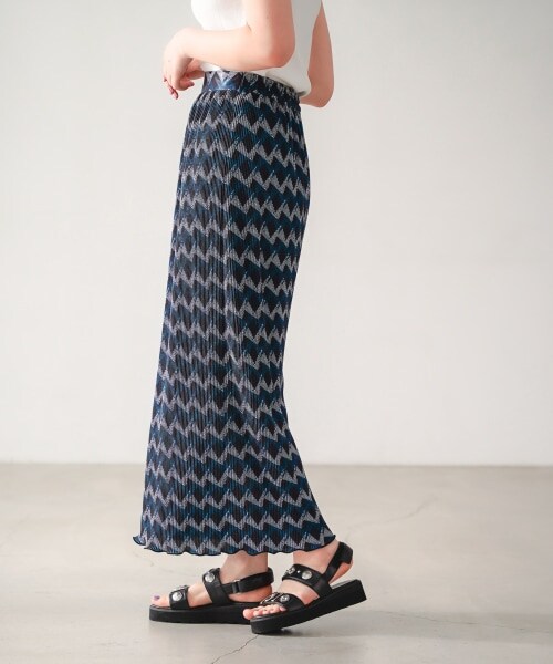 PAGEBOY（ページボーイ）の「モードジオメトリックスカート（スカート・モーブ/ターコイズ）」の4枚目の写真