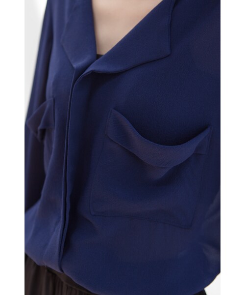 ORENDA（オレンダ）の「簡約雪紡雙口袋襯衫（トップス・レディース・米白/寶藍・S/M/L）」の10枚目の写真