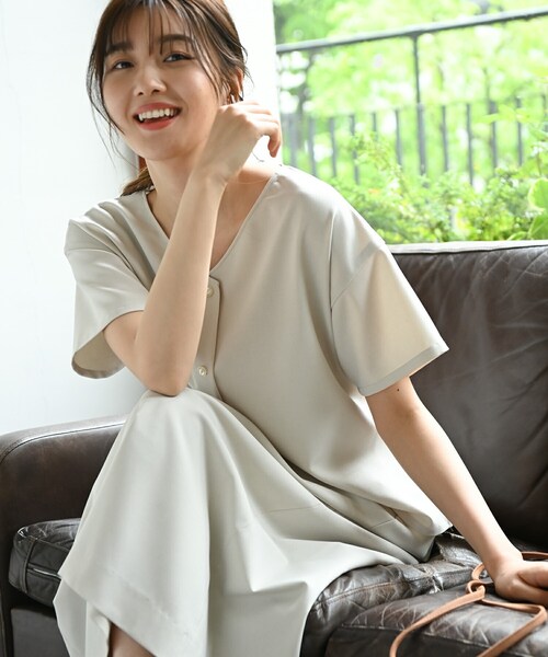 Rewde（ルゥデ）の「【スタイリストコラボ商品】【2WAY】 リネンライクブラウス（1R13-05144）（シャツ/ブラウス・レディース・ブルー/オレンジ/グリーン/ベージュ・M）」の2枚目の写真