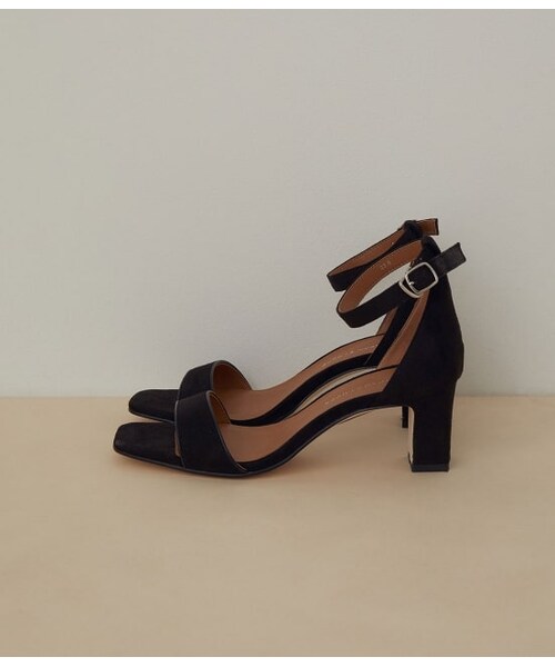 ADAM ET ROPE'(アダムエロペ)の「アンクルストラップサンダル(シューズ・レディース・ブラック/キャメル/ダークブラウン・23.0/24.5/24.0/23.5/22.5)」の1枚目の写真