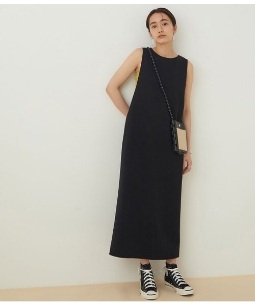 ADAM ET ROPE'(アダムエロペ)の「BACKツイストワンピース(ワンピース/ドレス・レディース・ブラック/キナリ・F)」の1枚目の写真
