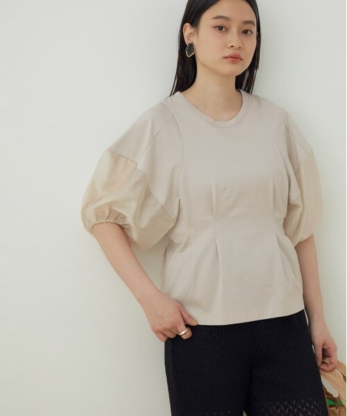 ADAM ET ROPE'(アダムエロペ)の「【WEB限定】ファブリックコンビプルオーバー(トップス・レディース・ブラック/ライトグレー/ホワイト・F)」の3枚目の写真