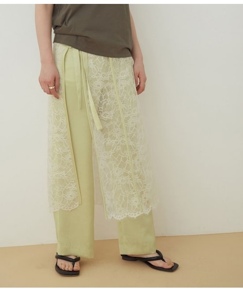 ADAM ET ROPE'（アダムエロペ）の「【SETアイテム】レース付サテンパンツ（パンツ・レディース・オレンジ/イエロー系・F）」の2枚目の写真
