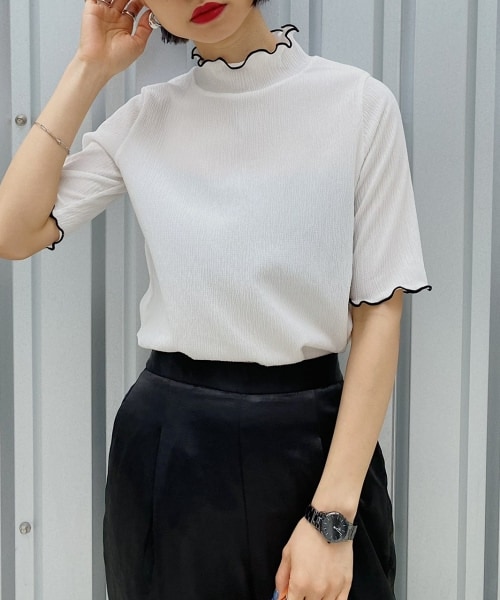 PAGEBOY（ページボーイ）の「ヨウリュウメローハイネックプルオーバー（トップス・オフホワイト/ブラック/グレージュ）」の4枚目の写真