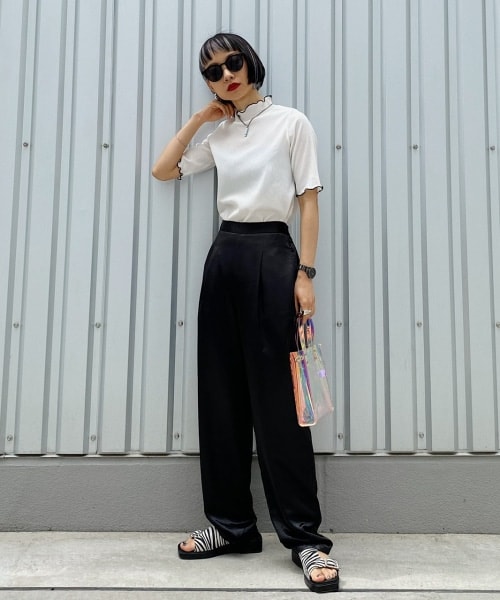 PAGEBOY（ページボーイ）の「ヨウリュウメローハイネックプルオーバー（トップス・オフホワイト/ブラック/グレージュ）」の5枚目の写真