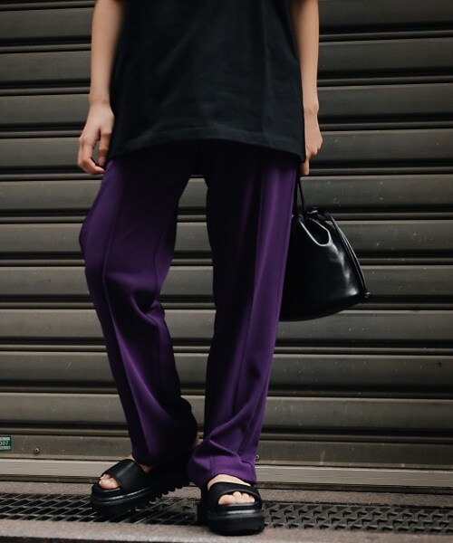 PAGEBOY（ページボーイ）の「カットイージースラックス【WEB先行アイテム】（パンツ・ゼブラ柄/ブラック/グリーン/パープル）」の15枚目の写真