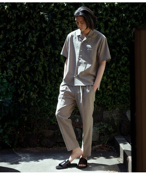 ADAM ET ROPE'(アダムエロペ)の「《WEB限定》【RIRANCHA】吸水速乾 オープンカラーシャツ セットアップ/Quickdry(フォーマルスーツ/小物・メンズ・ブラック/ネイビー系/ベージュ系2・S/M/XL/L)」の2枚目の写真