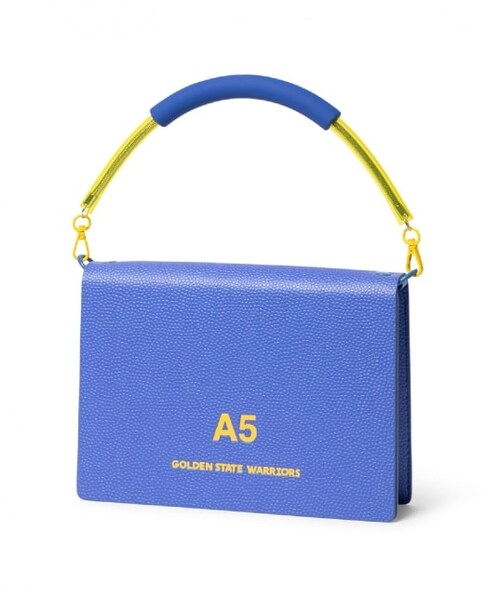 bonjour records(ボンジュールレコーズ)の「【nana-nana x NBA】 RECYCLE LEATHER A5 バッグ(バッグ・レディース・パープル/ホワイト/レッド/ピンク/ダークブラウン/グリーン/ブルー・F)」の4枚目の写真