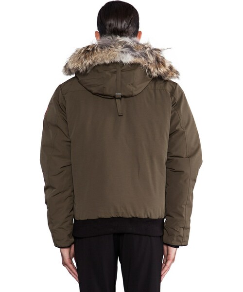 CANADA GOOSE(カナダグース)の「Canada Goose Borden Bomber with Coyote Fur Collar(トップス・メンズ・Military Green・XL)」の6枚目の写真