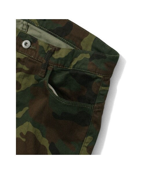URBAN RESEARCH（アーバンリサーチ）の「カモコットンサテンストレッチテーパード（パンツ・メンズ・CAMO・S/M/L）」の4枚目の写真