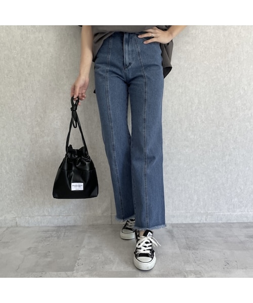 copine（コピン）の「裾フリンジセンターシームソフトフレアデニム(2color)（デニムパンツ・レディース・ブリーチ・S）」の2枚目の写真