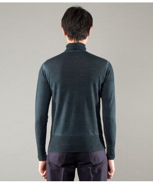 JUNMEN（ジュンメン）の「【先行受注】マジックダイタートルネック（ニット・メンズ・グリーン/ネイビー/ワイン・M/L）」の6枚目の写真