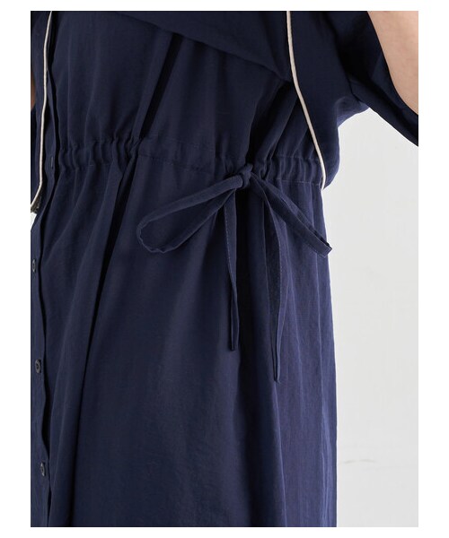 earth music&ecology（アースミュージックアンドエコロジー）の「【WEB限定】サイドリボンシャツワンピース（ワンピース/ドレス・オフホワイト/ネイビー/アイスブルー・F）」の11枚目の写真