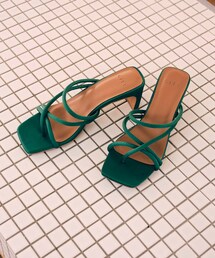 city（シティ）の「チューブストラップサンダル（その他）」