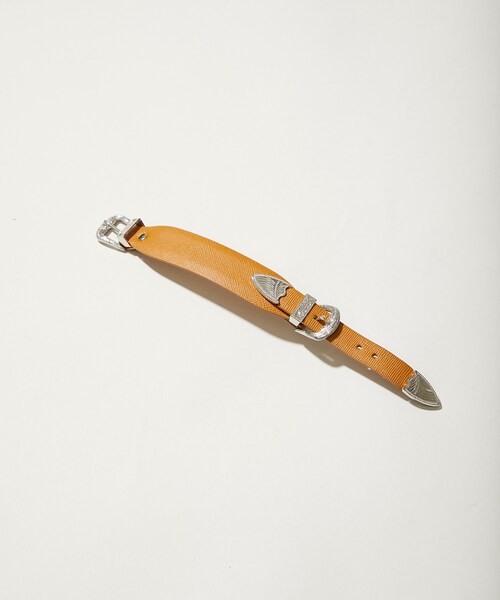 TOGA PULLA（トーガ プルラ）の「ダブルバックルバングル TP12-AK270