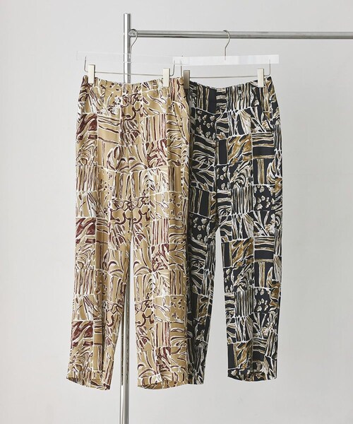 TODAYFUL（トゥデイフル）の「パッチワークパターントラウザー 12120706（パンツ・レディース・BEIGE/BLUE・36/38）」の11枚目の写真