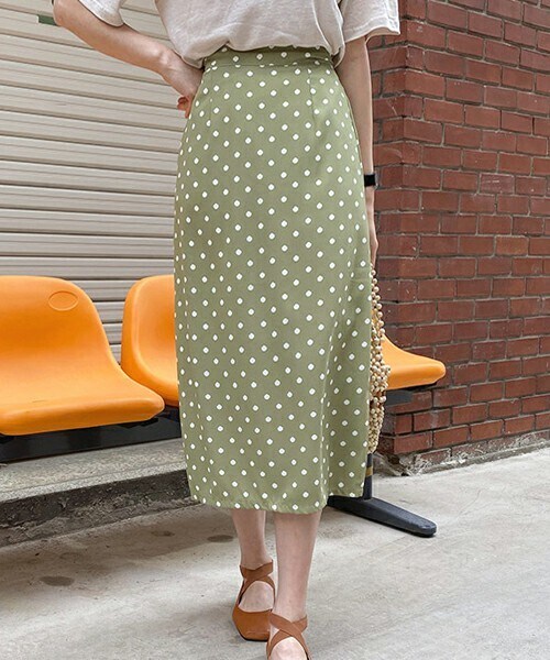 DHOLIC(ディーホリック)の「ドットロングスカート(スカート・レディース・ブラック/グリーン/ホワイト・ONESIZE)」の3枚目の写真
