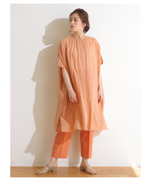 Green　Parks（グリーンパークス）の「I ギャザーゆったりチュニック（ワンピース/ドレス・オフホワイト/ブラック/グレーベージュ/オレンジ・F）」の2枚目の写真