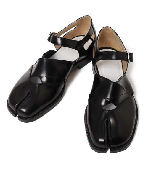 Maison Margiela(メゾンマルジェラ)の「'Tabi'フラットサンダル(シューズ・レディース・BLACK/01)」の5枚目の写真