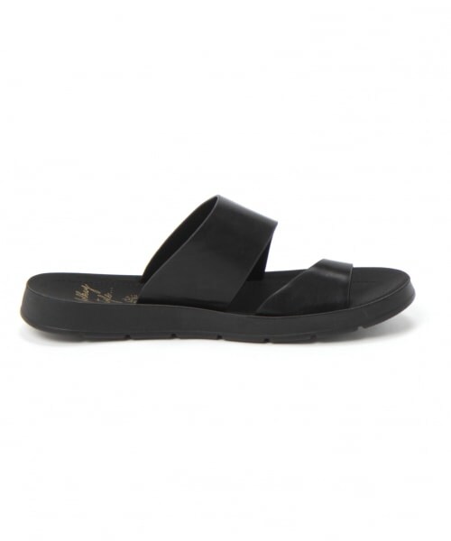 studio CLIP(スタディオクリップ)の「サムリング楽トングサンダル(シューズ・オフホワイト/ブラック/ベージュ)」の6枚目の写真