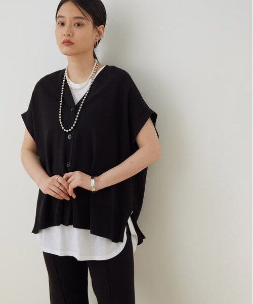 ADAM ET ROPE'(アダムエロペ)の「【セットアップ対応】<SETアイテム>クールUVニットジレセット(トップス・レディース・ブラック/クリーム・F)」の1枚目の写真