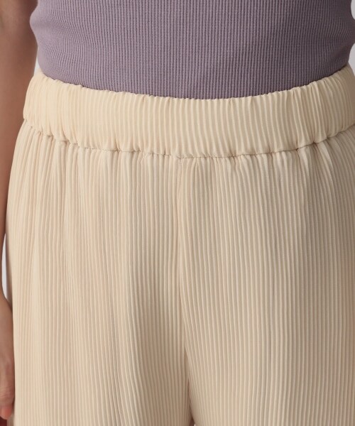 LOWRYS FARM（ローリーズファーム）の「シアープリーツメローパンツ２（パンツ・アイボリー/ブラック/オレンジ/グリーン）」の7枚目の写真