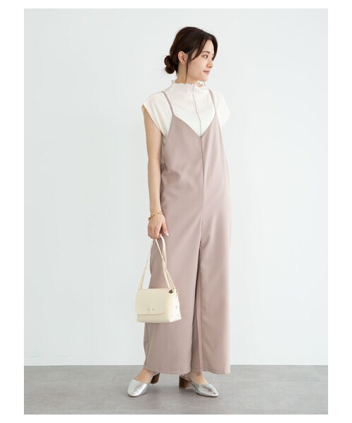 Green　Parks（グリーンパークス）の「・ELENCARE DUE Vネックサロペットパンツ（ワンピース/ドレス・アイボリー/ブラック/ピンク・F）」の15枚目の写真