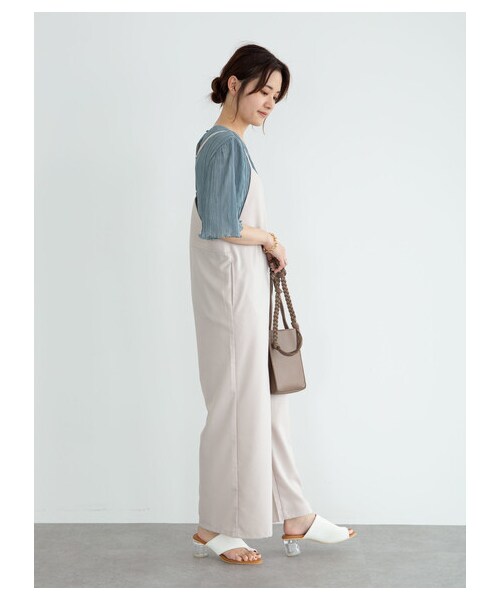 Green　Parks（グリーンパークス）の「・ELENCARE DUE Vネックサロペットパンツ（ワンピース/ドレス・アイボリー/ブラック/ピンク・F）」の3枚目の写真