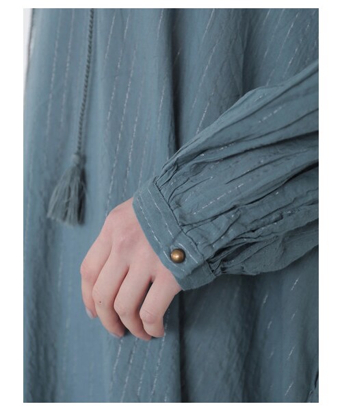 AMERICAN HOLIC（アメリカンホリック）の「ラメドビーストライプワンピース（ワンピース/ドレス・アイボリー/チャコールグレー/グリーン・F）」の5枚目の写真