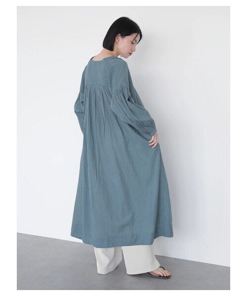 AMERICAN HOLIC（アメリカンホリック）の「ラメドビーストライプワンピース（ワンピース/ドレス・アイボリー/チャコールグレー/グリーン・F）」の2枚目の写真