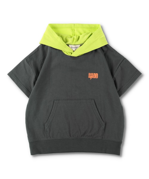 RADCHAP（ラッドチャップ）の「配色フード付き半袖Tシャツ（パーカー・キッズ・オレンジ/チャコールグレー・90cm～150cm）」の2枚目の写真
