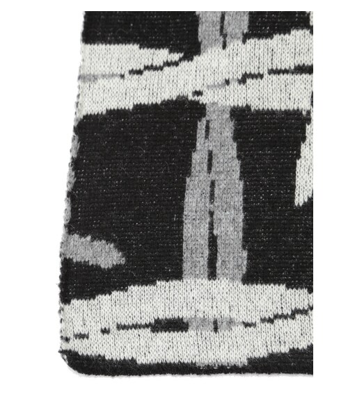 NAKID by G.V.G.V.（ネイキッドバイジーブイジーブイ）の「BERBED WIRE JQ BUFFALO SCARF（財布/小物・レディース・BLACK/BEIGE・F）」の4枚目の写真