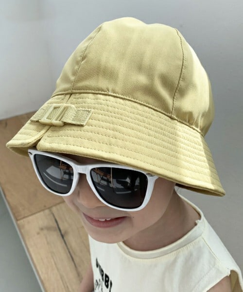 DHOLIC kids（ディーホリックキッズ）の「[Bellot] バックルバケットハット（ハット・キッズ・ホワイト/ブラック/イエロー・FREE）」の3枚目の写真