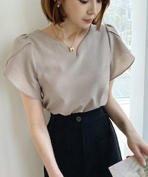 DHOLIC（ディーホリック）の「ネックスリットチューリップブラウス（シャツ/ブラウス）」