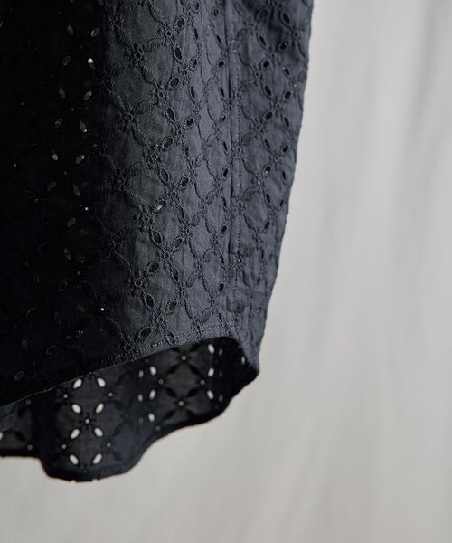 LIDNM（リドム）の「EMBROIDERY SHEER SHIRT（シャツ/ブラウス・メンズ・グレー/ブルー・M/L/S）」の13枚目の写真