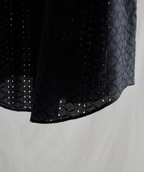 LIDNM（リドム）の「EMBROIDERY SHEER SHIRT（シャツ/ブラウス・メンズ・グレー/ブルー・M/L/S）」の16枚目の写真