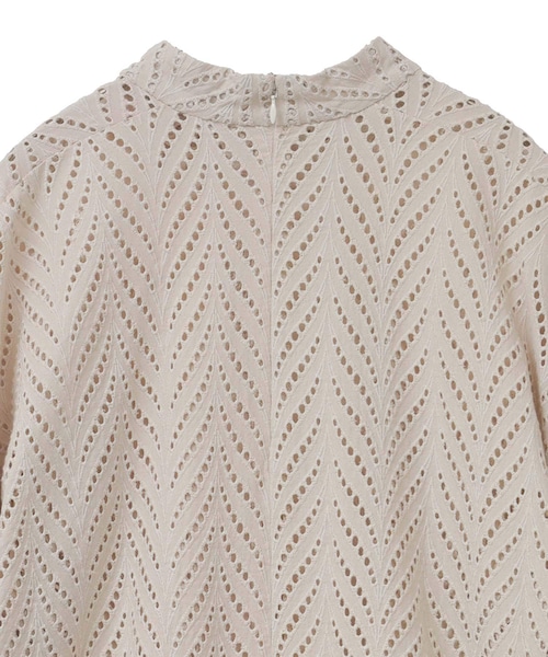 CLANE（クラネ）の「カットエンブロイダリートップ 11122-4212