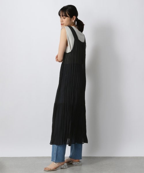 LOWRYS FARM（ローリーズファーム）の「ワッシャープリーツワンピース（ワンピース/ドレス・アイボリー/ブラック/ダークブラウン/グリーン）」の2枚目の写真