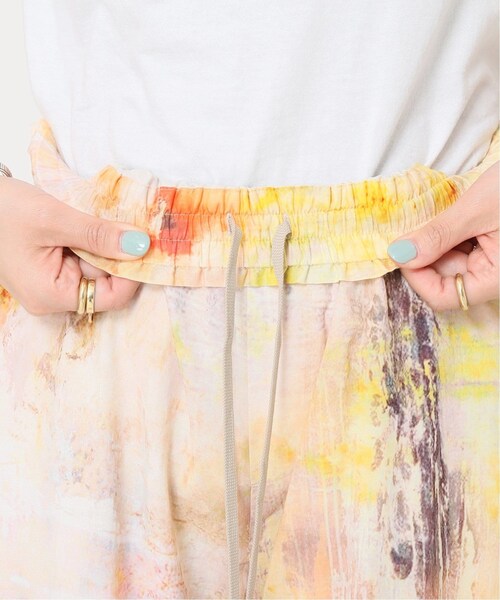 JOURNAL STANDARD(ジャーナルスタンダード)の「《予約》アートプリントパンツ◆(パンツ・ベージュ B/(029)/36/在庫あり/38)」の13枚目の写真