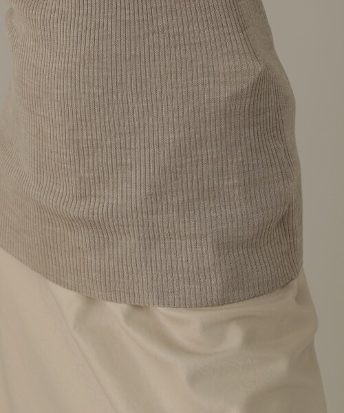 Chaos(カオス)の「18Gシルクリブニット タートルネックプルオーバー(トップス・ブラック/ベージュ/ブルー)」の17枚目の写真