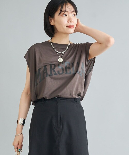 DouDou（ドゥドゥ）の「【WEB限定】MARSELLA ロゴT（Tシャツ/カットソー・レディース・オフホワイト/ベージュ/チャコールグレー・F）」の3枚目の写真
