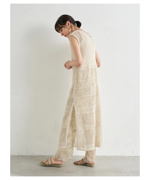 earth music&ecology（アースミュージックアンドエコロジー）の「シアーマーブルセミフレアパンツ（パンツ・ピンク/ライトグリーン/ブルー・F）」の16枚目の写真