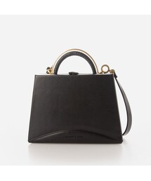 CHARLES & KEITH（チャールズ & キース）の「メタルトップハンドル トラペーズバッグ / Metal Top Handle Trapeze Bag （Black）（その他）」
