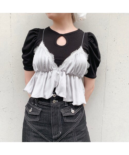 lilLilly（リルリリー）の「サテンランジェリーキャミトップス（トップス・レディース・BEIGE/BLACK）」の19枚目の写真
