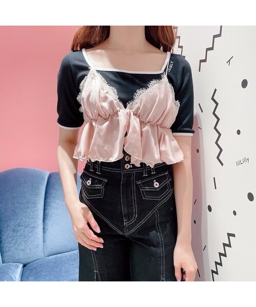 lilLilly（リルリリー）の「サテンランジェリーキャミトップス（トップス・レディース・BEIGE/BLACK）」の10枚目の写真
