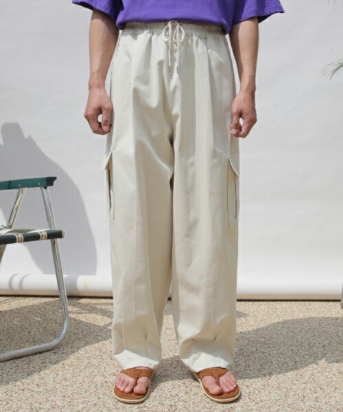 D'MENS by DHOLIC（ディーメンズ）の「カーゴポケットワイドパンツ（カーゴパンツ・メンズ・ホワイト/グリーン/その他/ブラック・ONESIZE）」の4枚目の写真