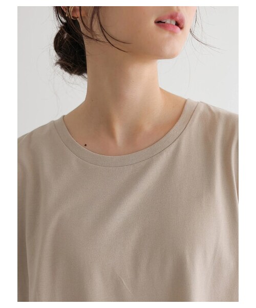 AMERICAN HOLIC（アメリカンホリック）の「前後差ノースリーブカットチュニック（トップス・オフホワイト/チャコールグレー/グレーベージュ/ライトグリーン・M/L）」の7枚目の写真