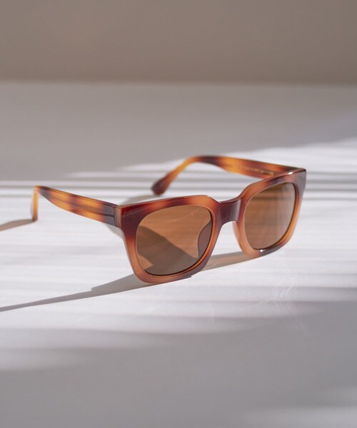 Kastane（カスタネ）の「【UNISEX】NANCY（メガネ・クリア/ブラウン・FREE）」の2枚目の写真