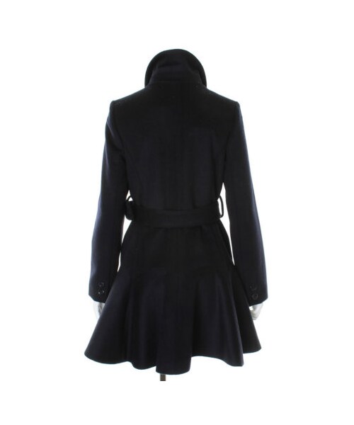 31 Sons de mode(トランテアン ソン ドゥ モード)の「【井関かおりコラボ】裾ぺプラムステンカラーコートby Kaori Iseki《予約アイテム》(コート・レディース・グレー/ネイビー・36/38)」の4枚目の写真