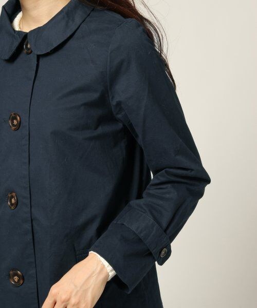 LOWRYS FARM（ローリーズファーム）の「ステンカラーコート（ジャケット/アウター・レディース・ベージュ/ネイビー・Ｍ/Ｌ）」の8枚目の写真